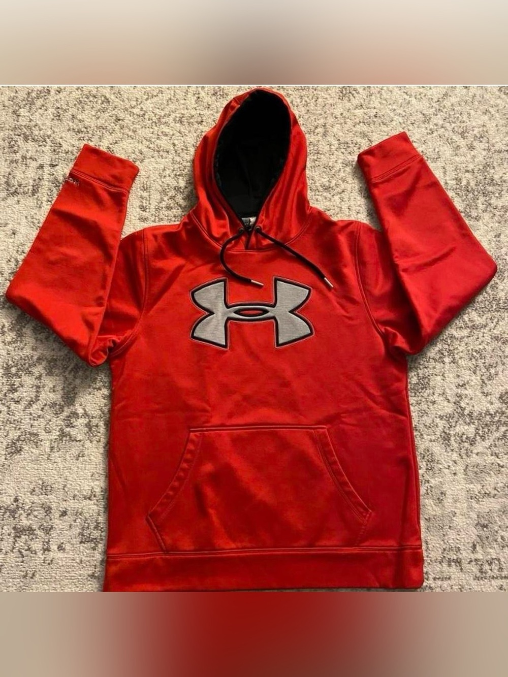 Men’s Under Armour Red Hoodie Size Medium